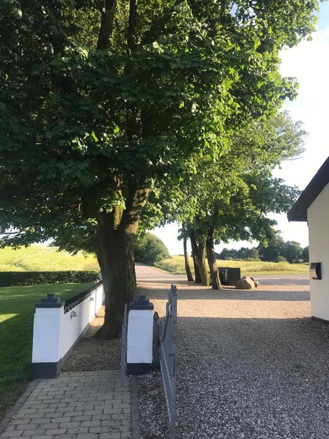 Apartamento Den Hvide Farm Skanderborg Exterior foto